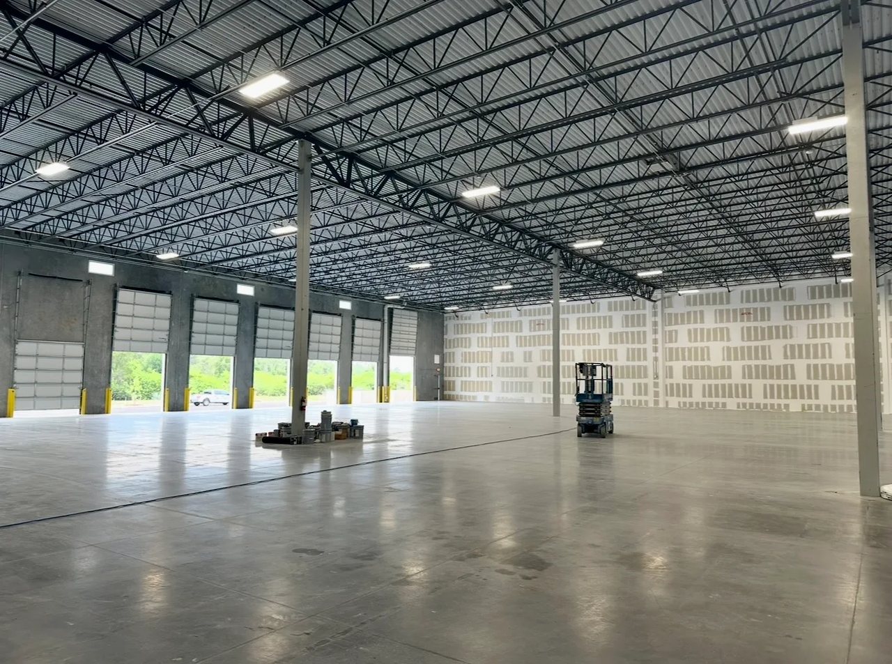 Commercial warehouse high bay lighting installed by Carter Electric
